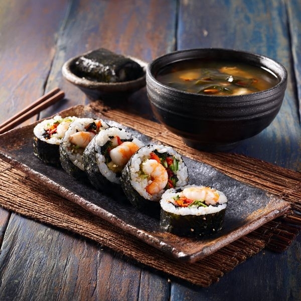 Norimaki w/Miso Soup (Prawn or Veg)